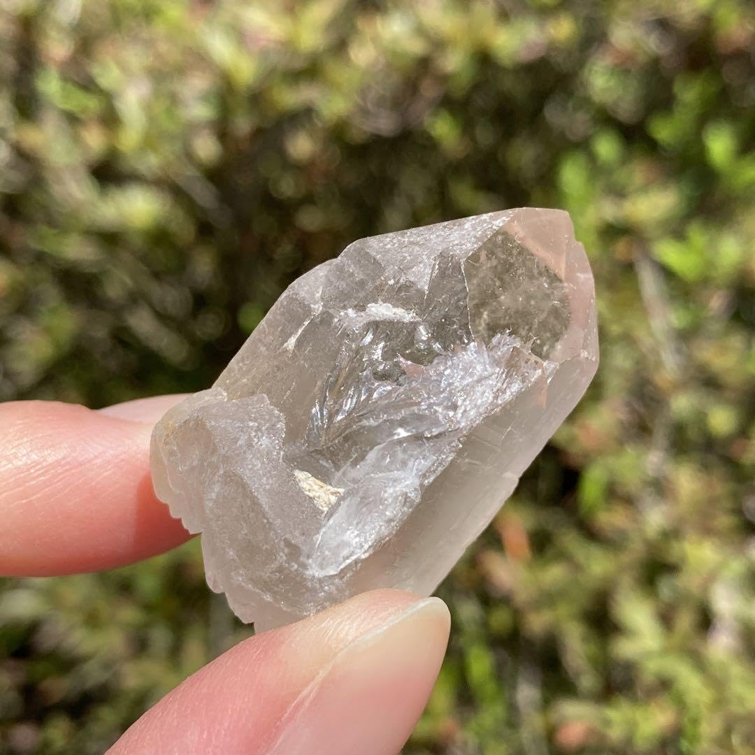 Amazon.co.jp: ルチルクォーツ 原石 ポイント : おもちゃ